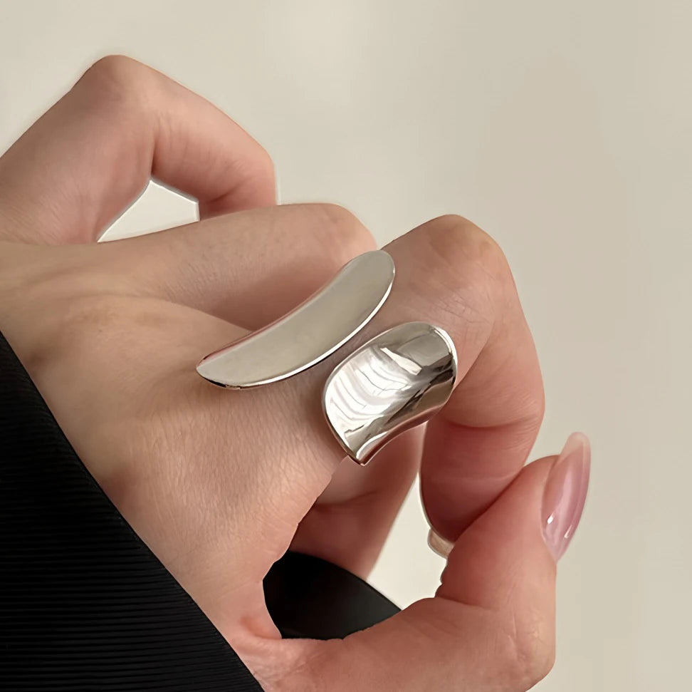 Velora Ring