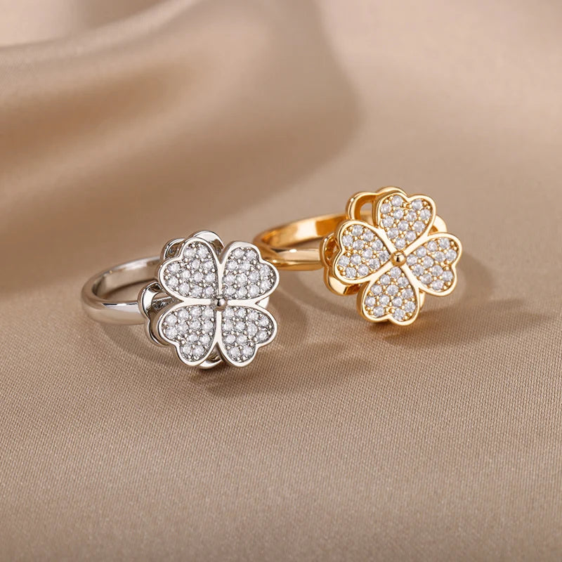 Clovira Ring