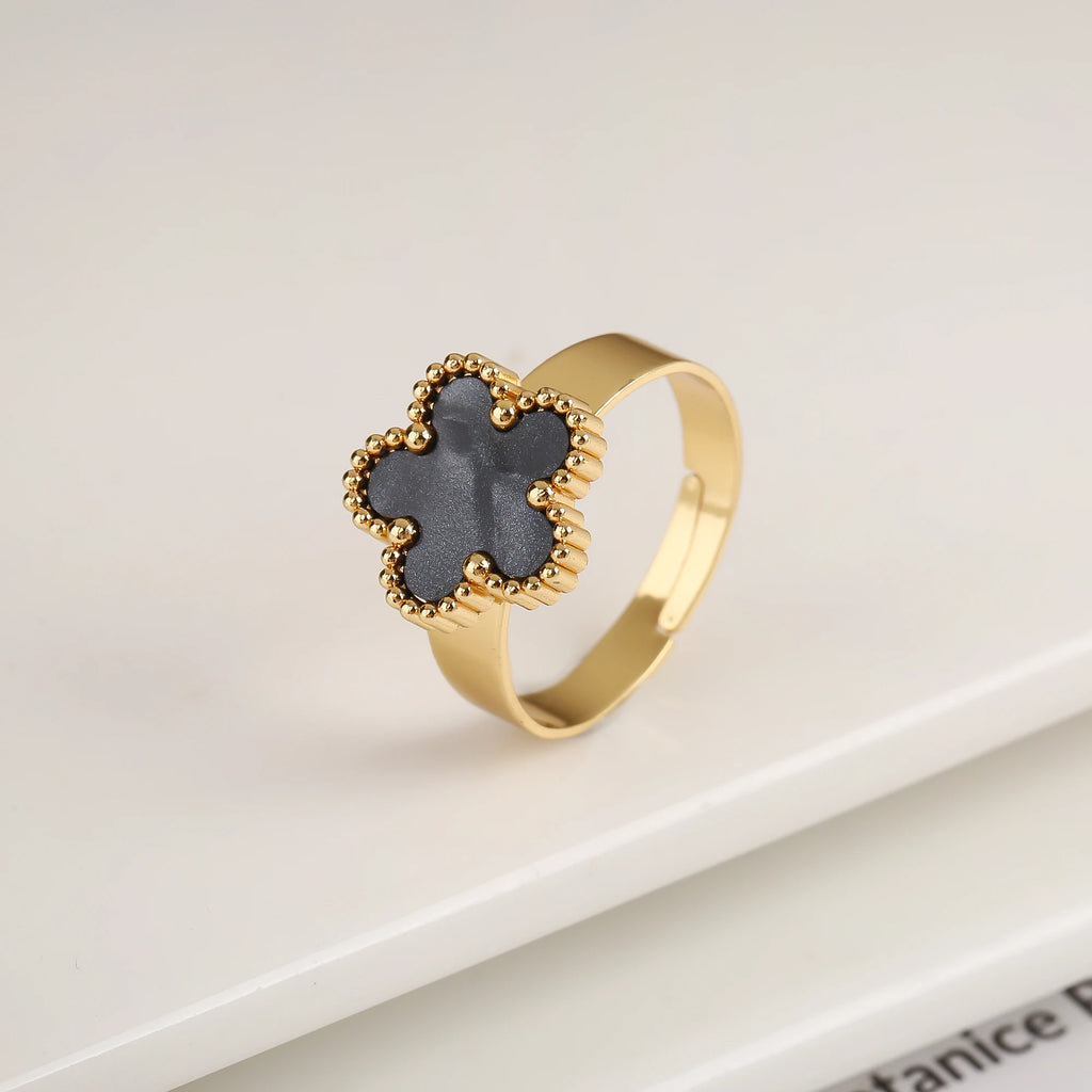 FiveLeaf Ring
