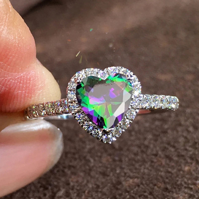 Amora Ring