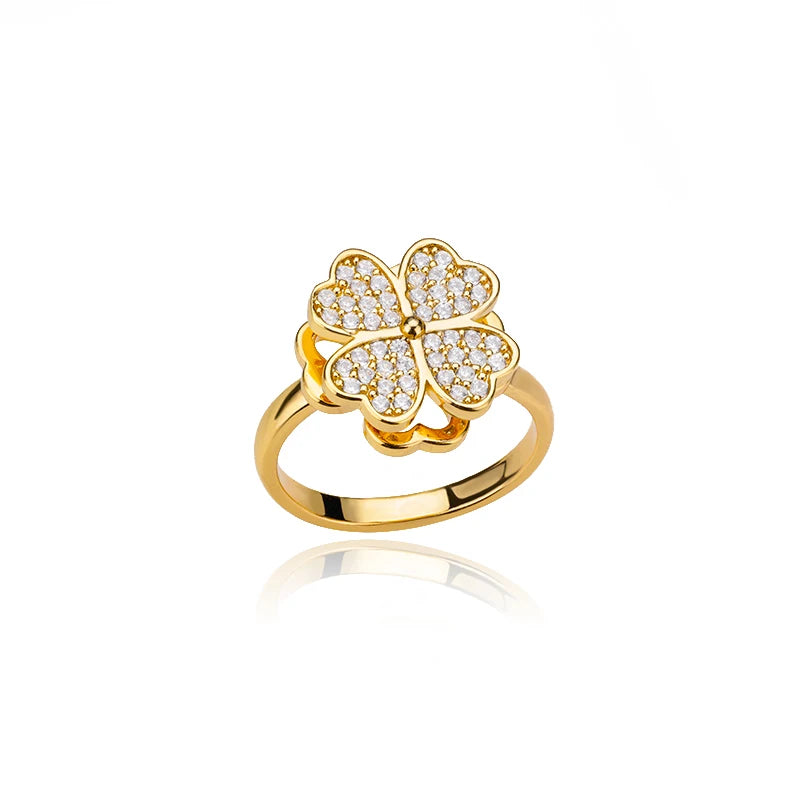 Clovira Ring
