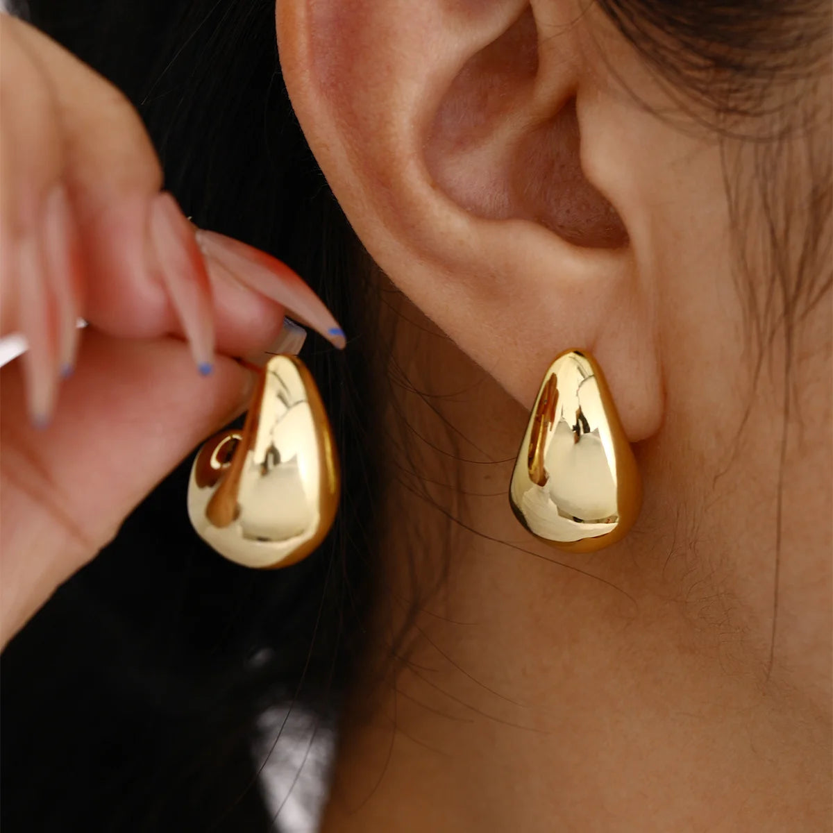 Velora Earring