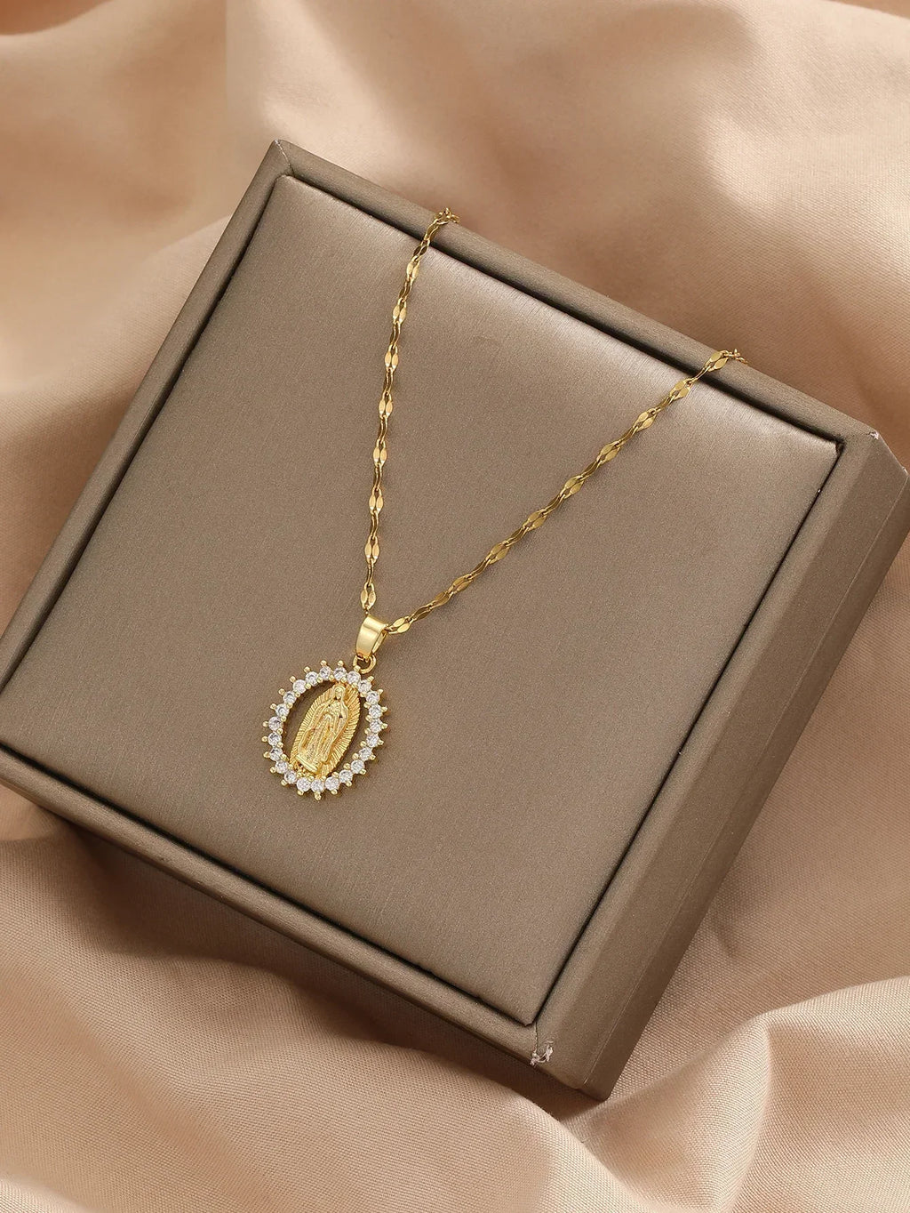 Celestia Necklace