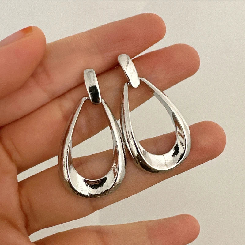 Velora Earring