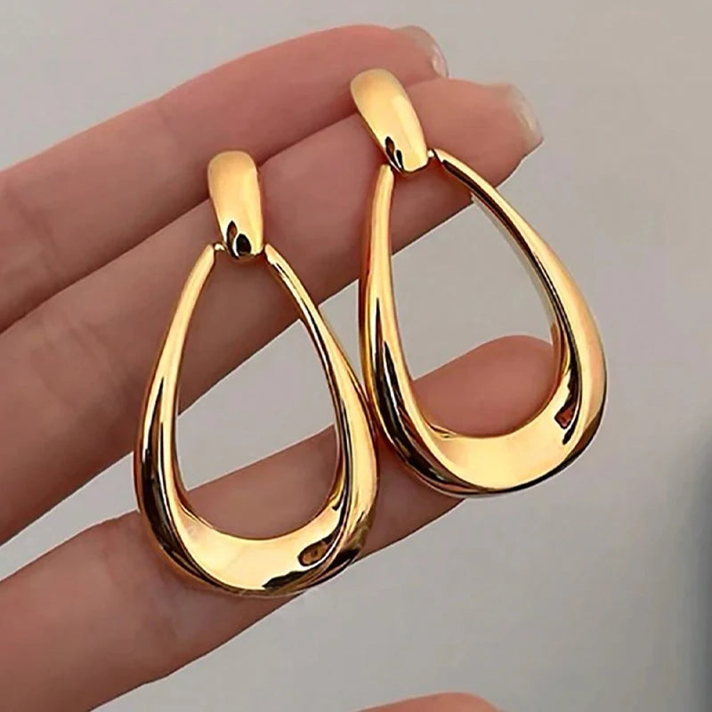 Velora Earring