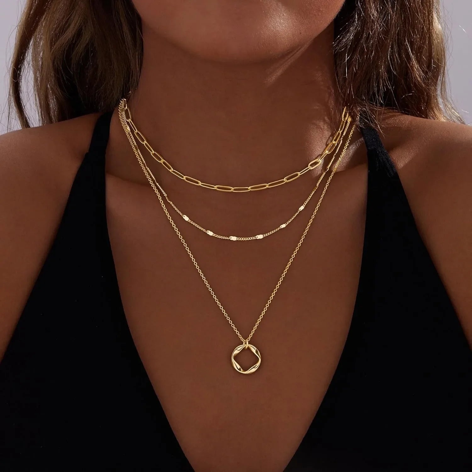 Velora Necklace