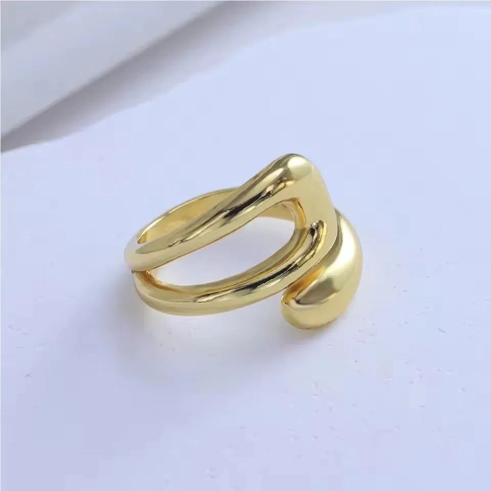 Velora Ring